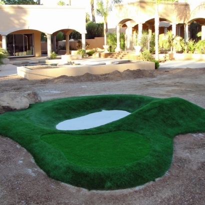 Fake Grass & Putting Greens in Kirtland, New Mexico