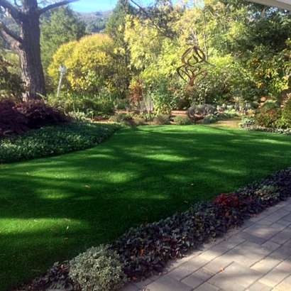 Fake Grass, Synthetic Lawns & Putting Greens in San Cristobal, New Mexico