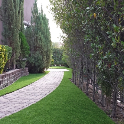 Putting Greens & Synthetic Lawn for Your Backyard in Caballo, New Mexico