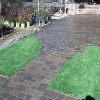 Outdoor Putting Greens & Synthetic Lawn in Chical, New Mexico