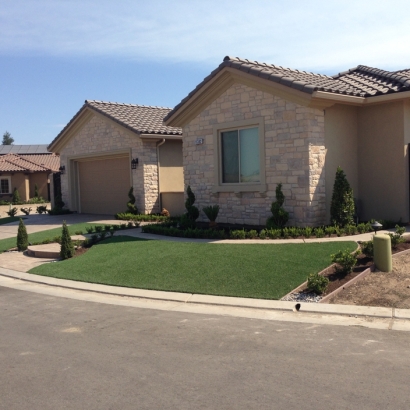 Putting Greens & Synthetic Lawn for Your Backyard in Espaola, New Mexico