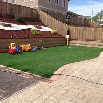 Synthetic Lawns & Putting Greens of La Puebla, New Mexico