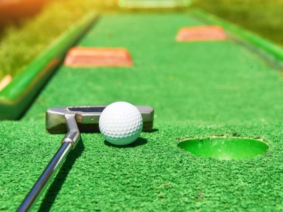 Synthetic putting greens - improve your game